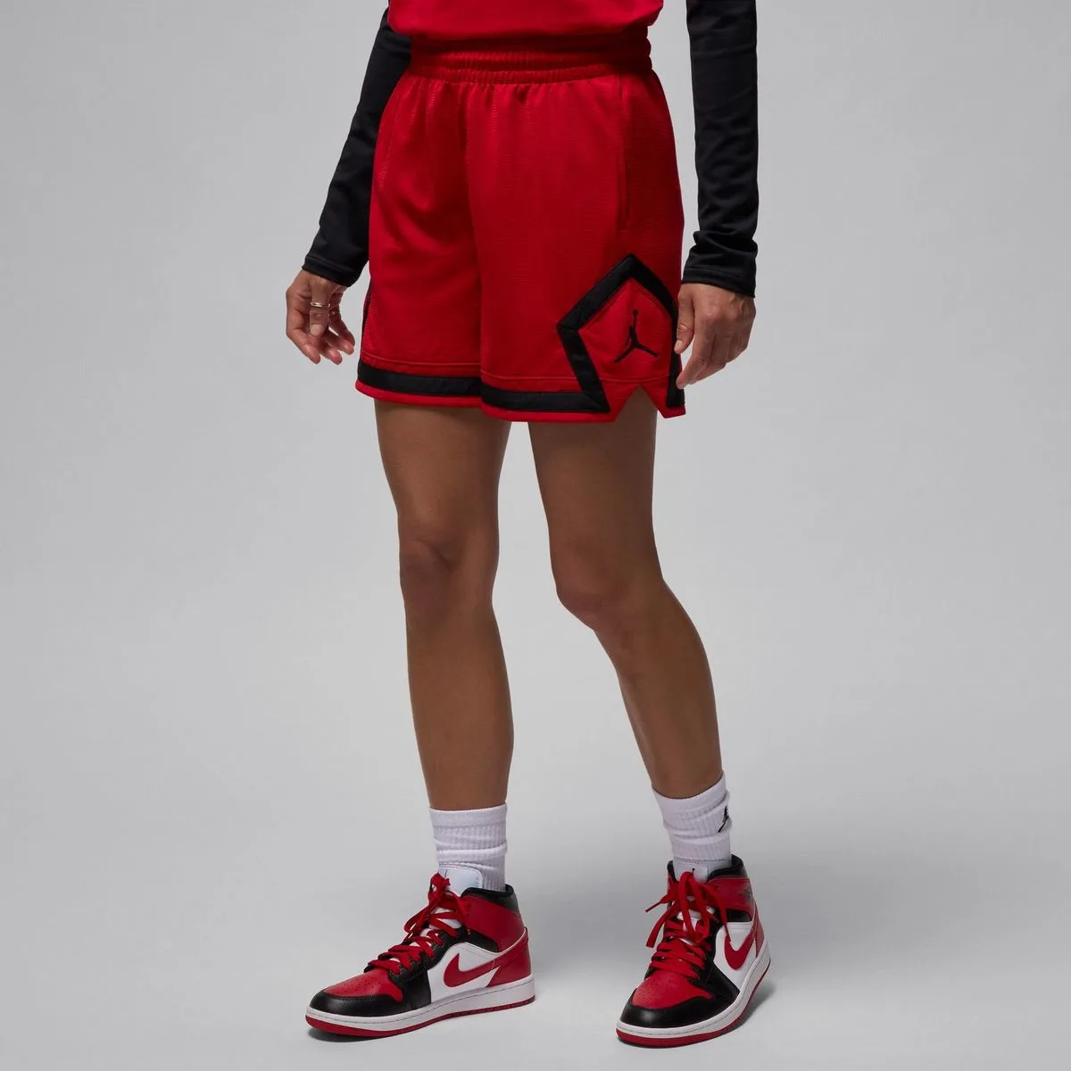 Jordan Sport 4" Diamond Damen Shorts, rot US: L