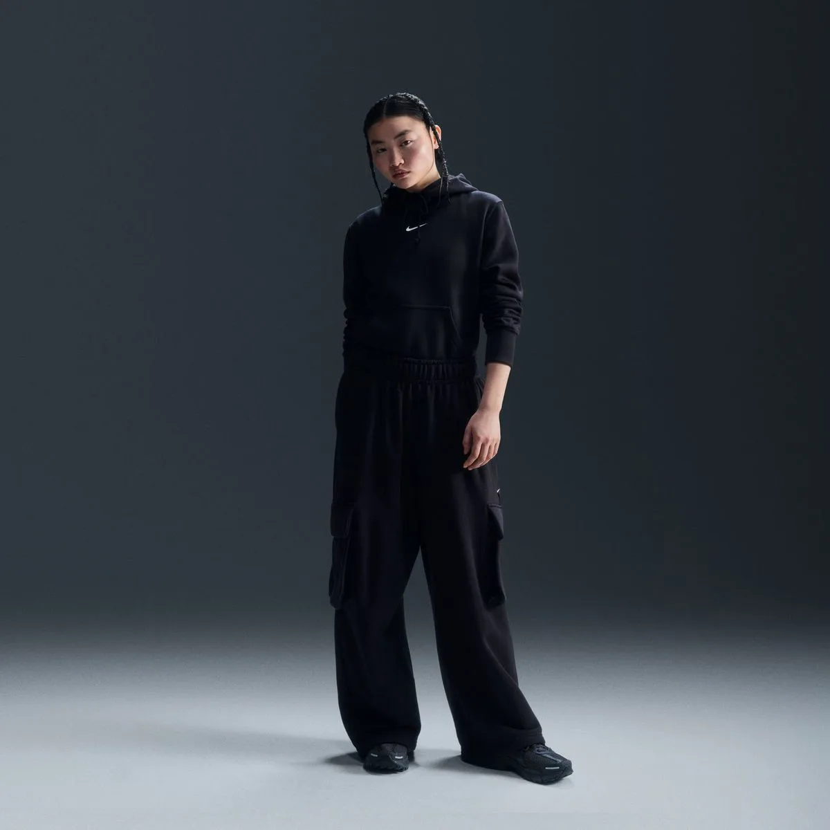 Nike Sportswear Phoenix Damen T-Shirt, schwarz