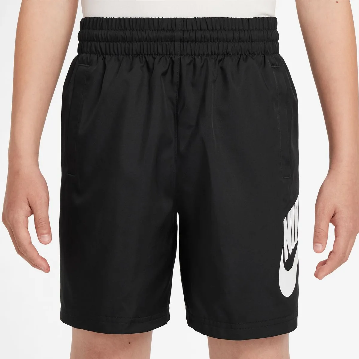 Sportswear 6" Woven Kinder Shorts, schwarz US: M