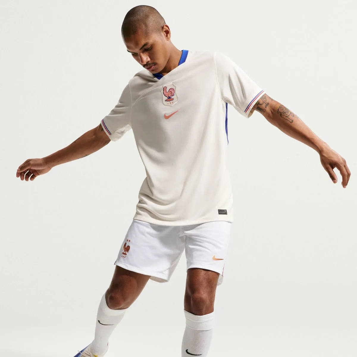 Frankreich 2026 Stadium Heim Dri-Fit Replica Herren Shorts, weiß US: S