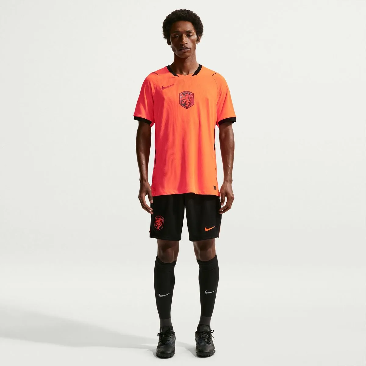 Netherlands 2026/27 Match Heim Aero-Fit Authentic Herren Trikot, orange US: XL