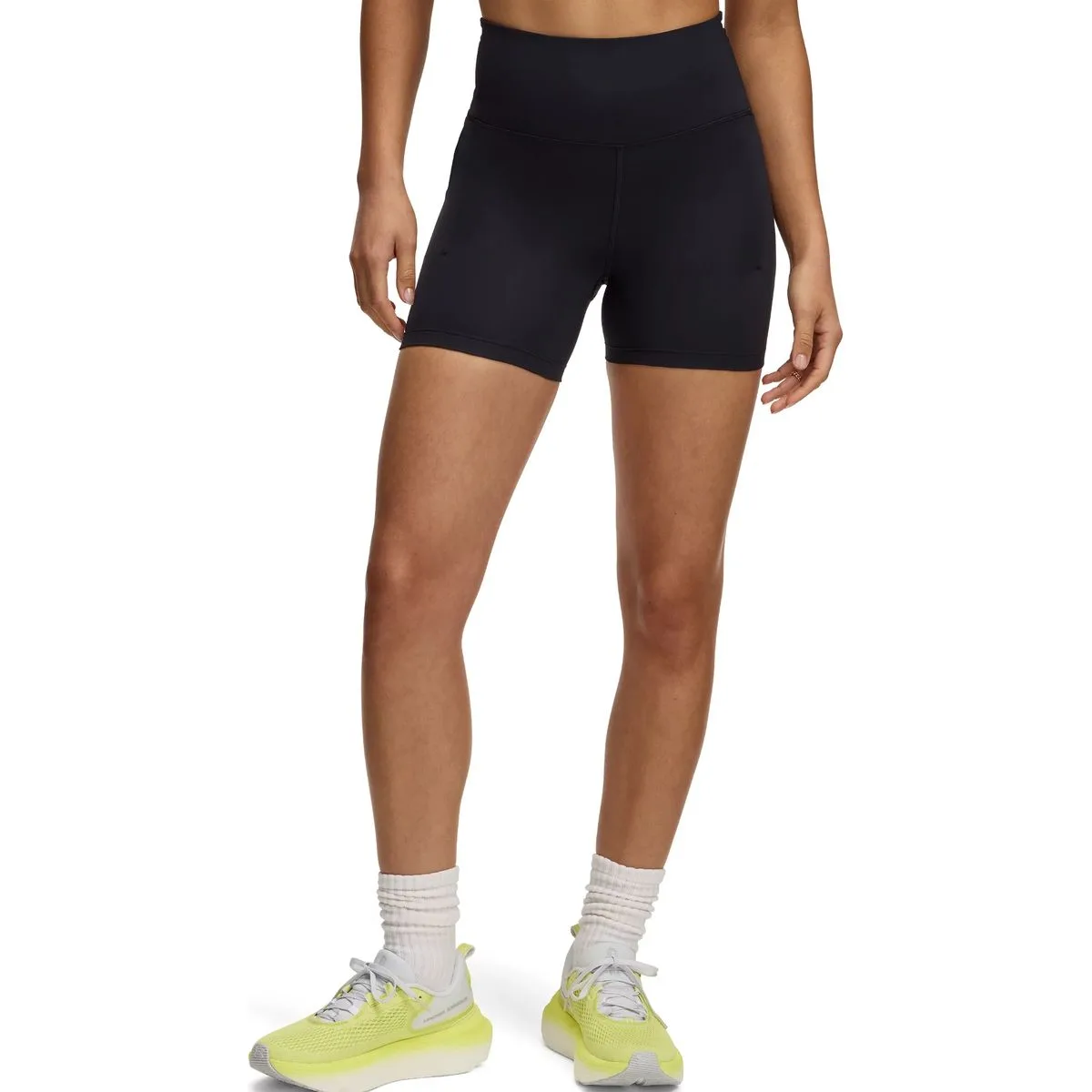 Launch Elite 4” Damen Shorts, schwarz MD