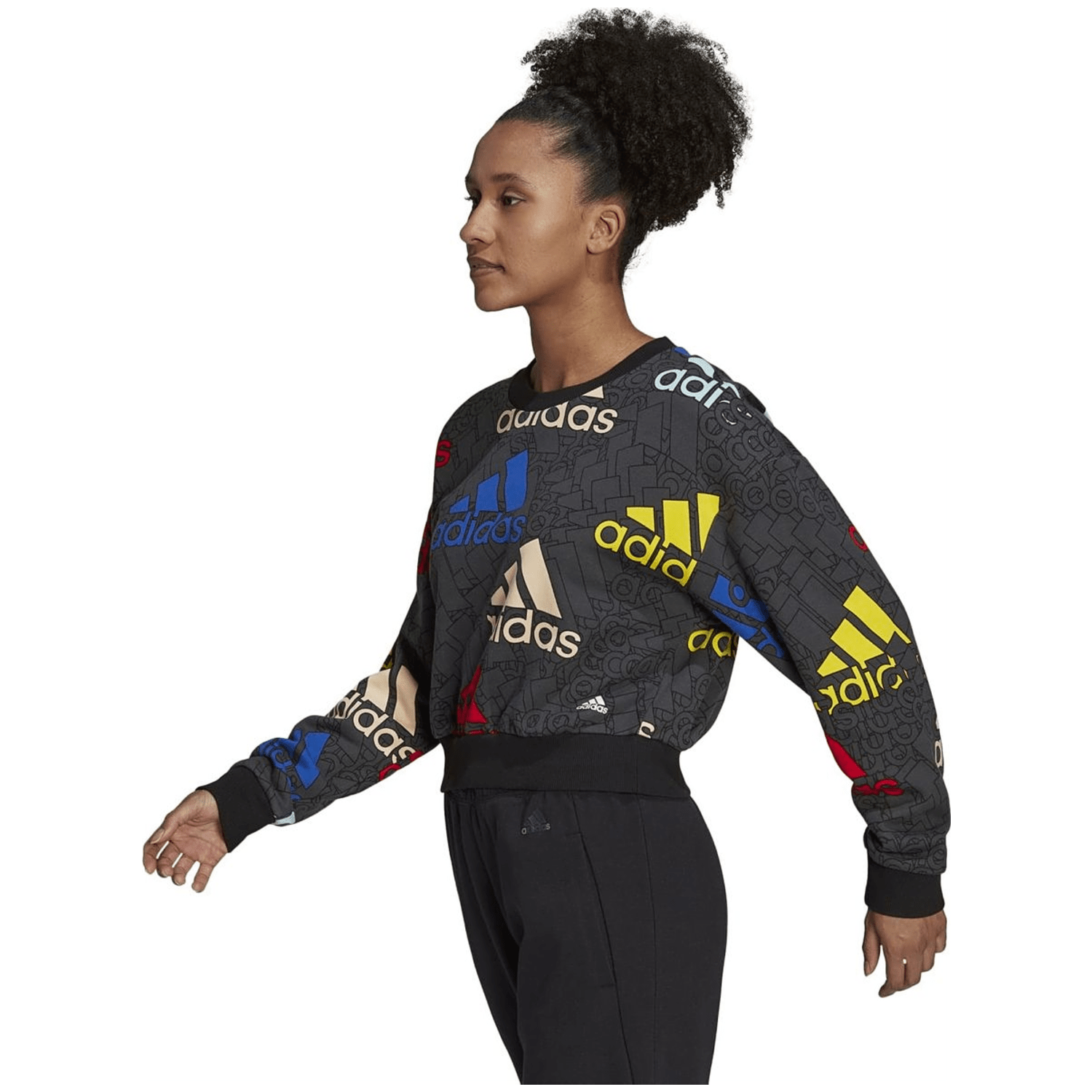 Adidas Essentials Multi-Colored Logo Crop Sweatshirt Damen
