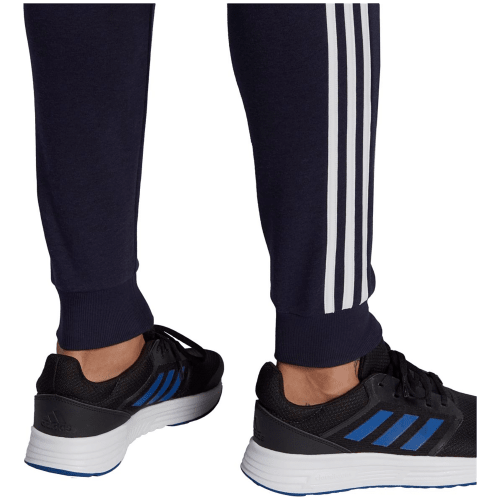 Adidas Essentials Fleece Fitted 3-Streifen Hose Herren