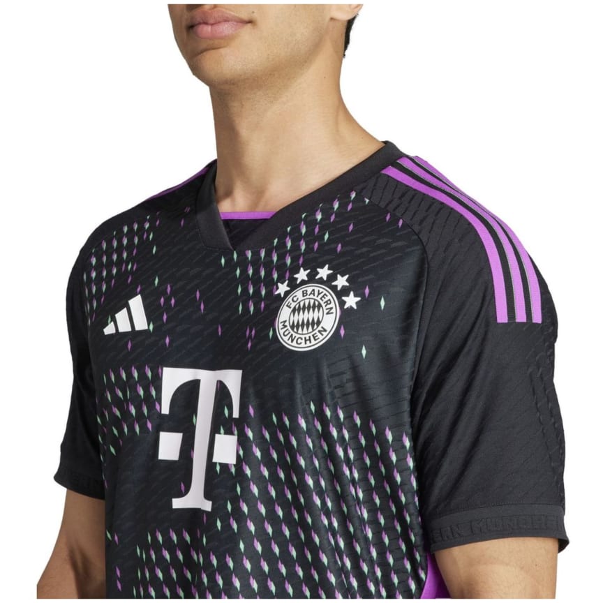 Adidas FC Bayern München 23/24 Auswärtstrikot Authentic Herren 
