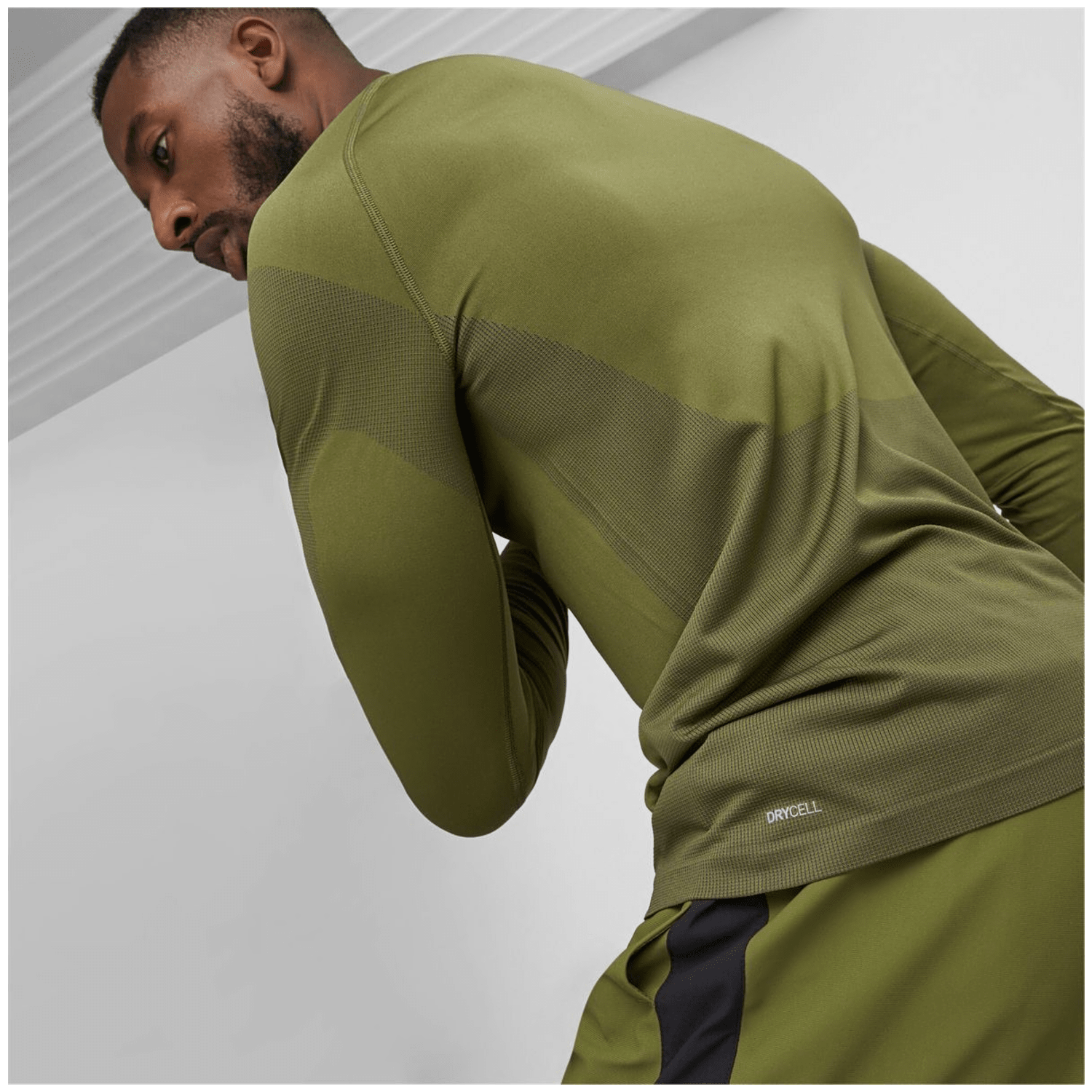 Puma Formknit Seamless ¼ Zip Herren Sweatshirt