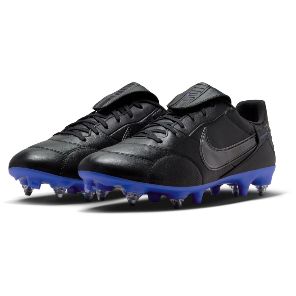 Anti clog traction nike deals
