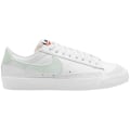 Nike Blazer Low '77s Damen Freizeit-Schuh