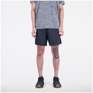 New Balance Impact Run Luminous 6 Inch Herren Shorts