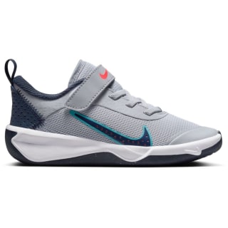 Nike Omni Multi-Court Kinder Freizeit-Schuh