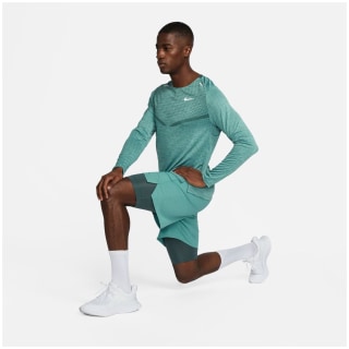 Nike Dri-FIT Unlimited 7" 2-in-1 Woven Fitness Herren Shorts