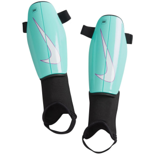 Nike Charge Unisex Schienbeinschoner