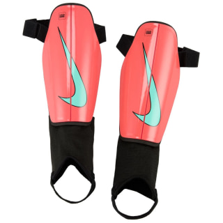 Nike Charge Unisex Schienbeinschoner