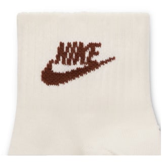 Nike Everyday Essential (3 -Paar) Unisex Socken Nike Everyday Essential (3 -Paar) Unisex Socken