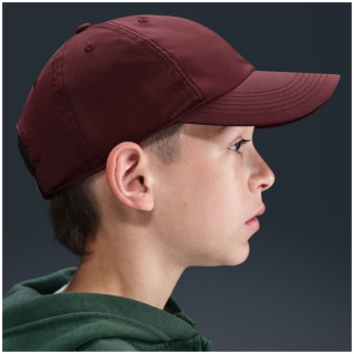 Nike Dri-Fit Unstructured Metal Swoosh Kinder Cap