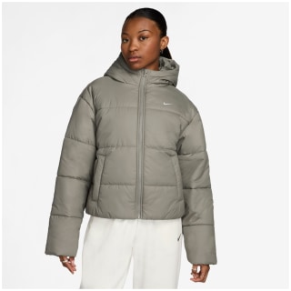 Nike Sportswear Classic Puffer Therma-Fit Loose Hooded Damen Midlayer