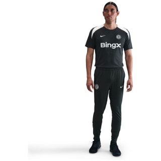 Nike Chelsea FC Strike Dri-Fit Herren Trainingshose Nike Chelsea FC Strike Dri-Fit Herren Trainingshose