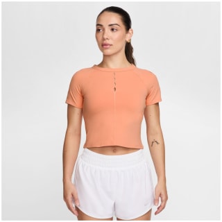 Nike One Fitted Dri-Fit Cropped Damen T-Shirt