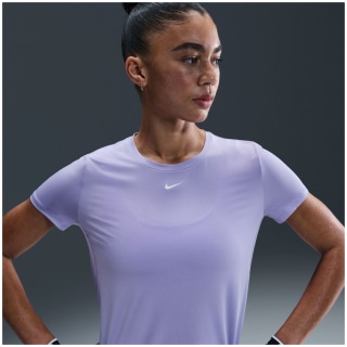 Nike One Classic Dri-Fit Damen T-Shirt