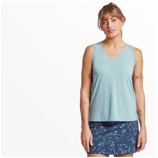 Sherpa Asha V-Neck T-Shirt Sherpa Asha V-Neck T-Shirt