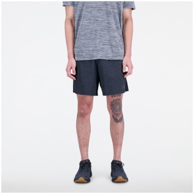New Balance Impact Run Luminous 6 Inch Herren Shorts