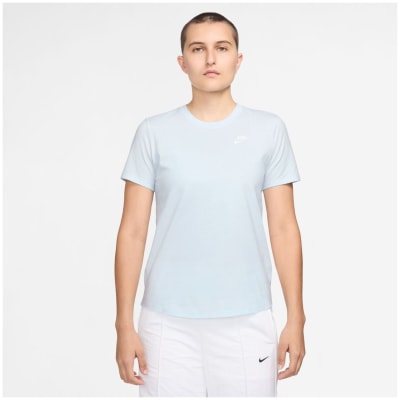Nike Sportswear Club Essentials Damen T-Shirt