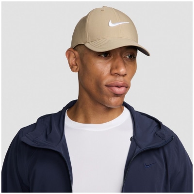 Nike Dri-Fit Club Structured Swoosh Unisex Cap