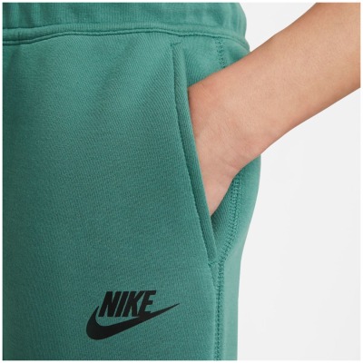 Nike Sportswear Tech