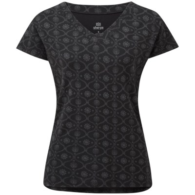 Sherpa Neha V-Neck T-Shirt