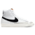 White/Black-Sail